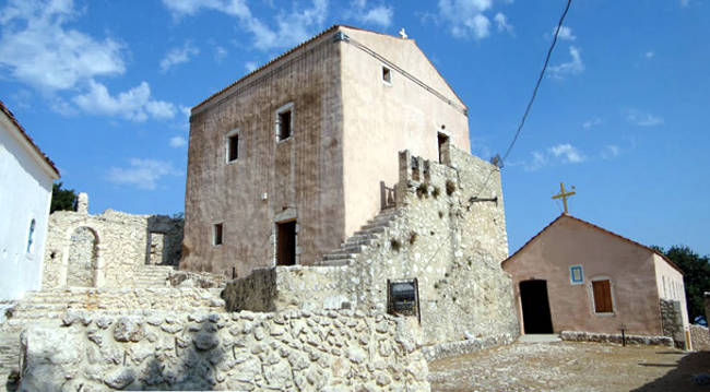 Il monastero di Panagia Atrou vicino Poros, il più antico di Cefalonia.